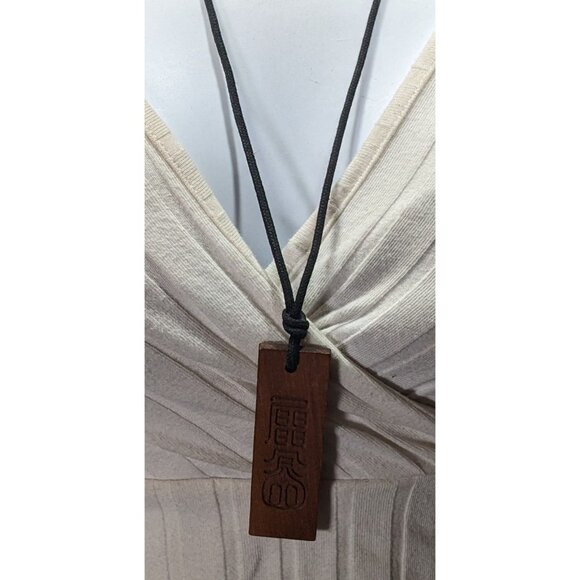 Asian Scroll Engraved Wooden Pendant Necklace - Picture 7 of 10